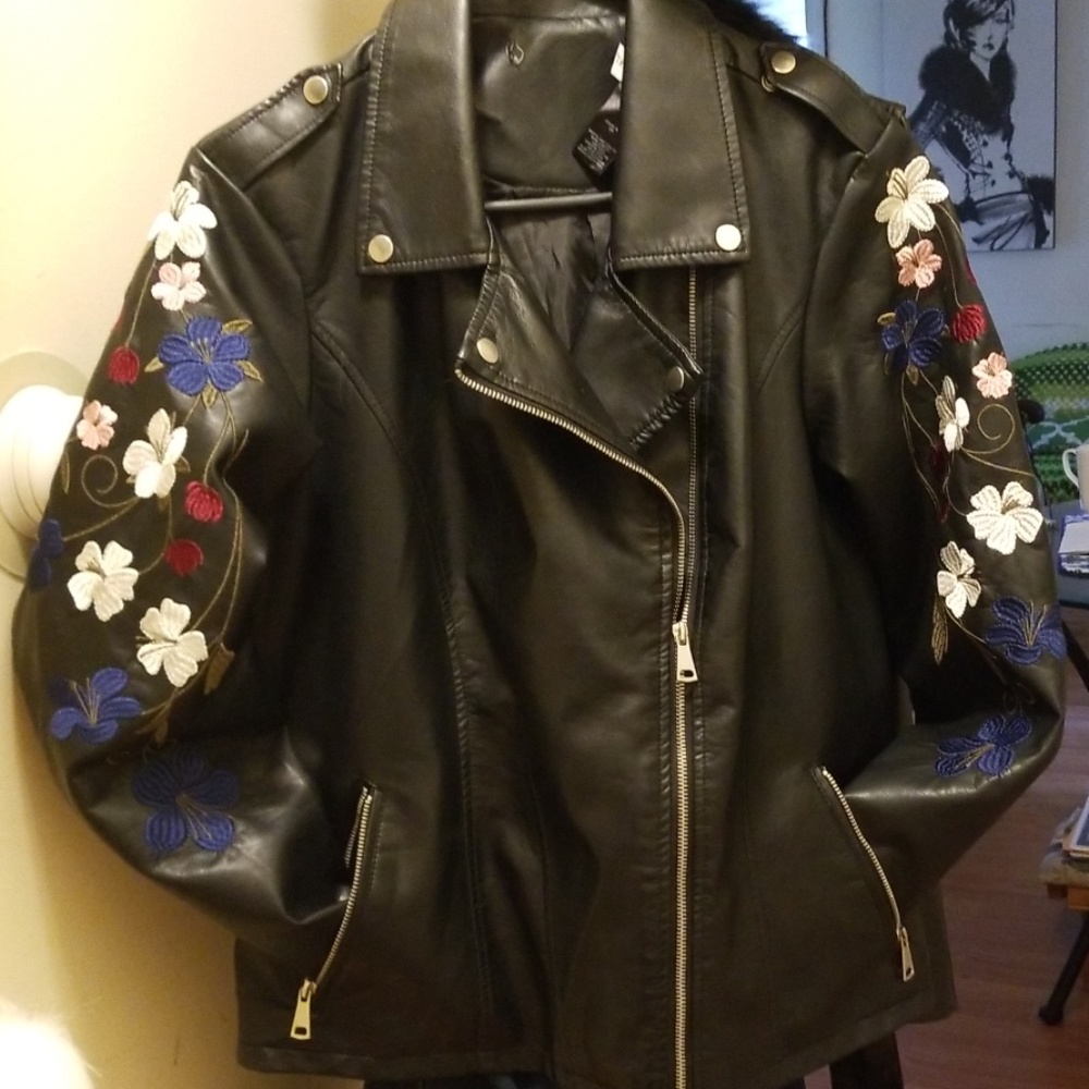 Lether jacket - Picture 2 of 6